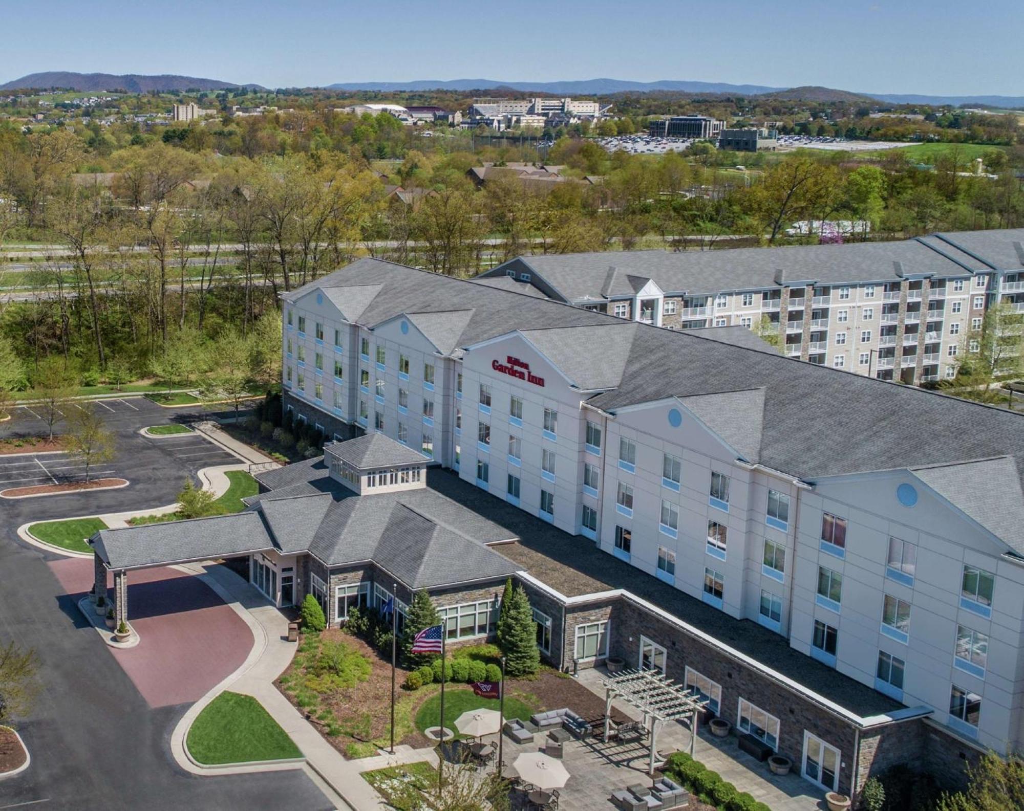 Hilton Garden Inn Blacksburg University Exterior photo