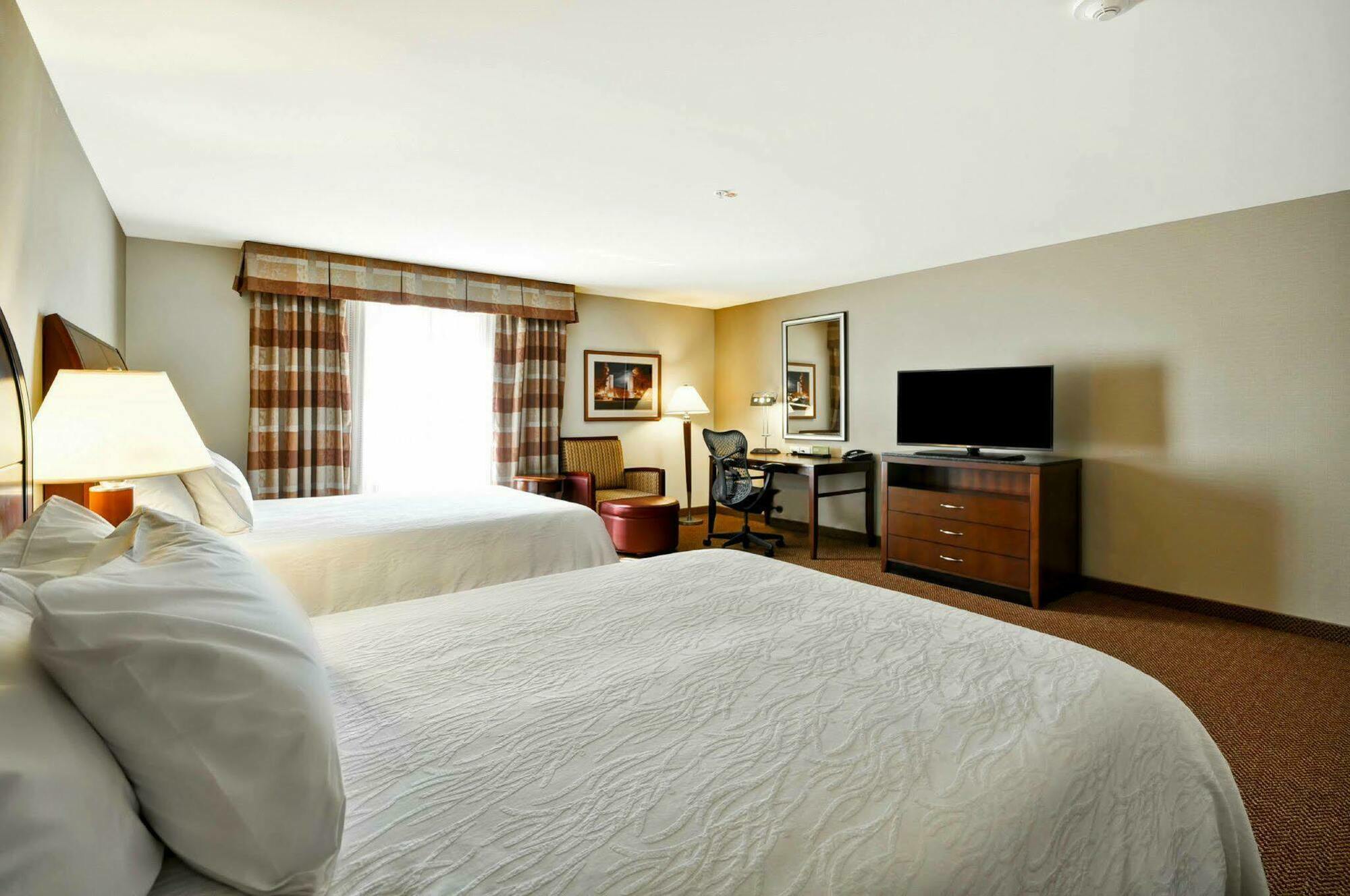 Hilton Garden Inn Blacksburg University Exterior photo